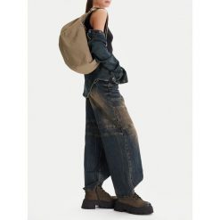 Torebka Guess Jeans. Zielone torebki do ręki damskie Guess Jeans, z aplikacjami, z jeansu, klasyczne, bez dodatków. Za 199.99 zł.