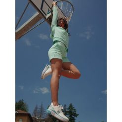 Szorty z kieszenie na co dzień na siłownię. Zielone obuwie sportowe damskie LEONE 1947 APPAREL, bez wzorów, z bawełny, sportowe, na fitness i siłownię. Za 105.21 zł.