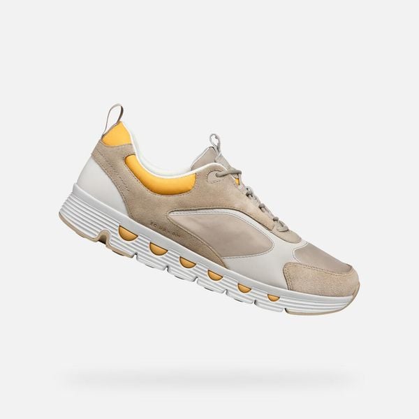 Tenisówki Geox Model 0fu22 U Spherica Kolor Beżowy. Zielone trampki męskie Geox, bez wzorów, z tkaniny, sportowe, bez zapięcia. Za 483.99 zł.