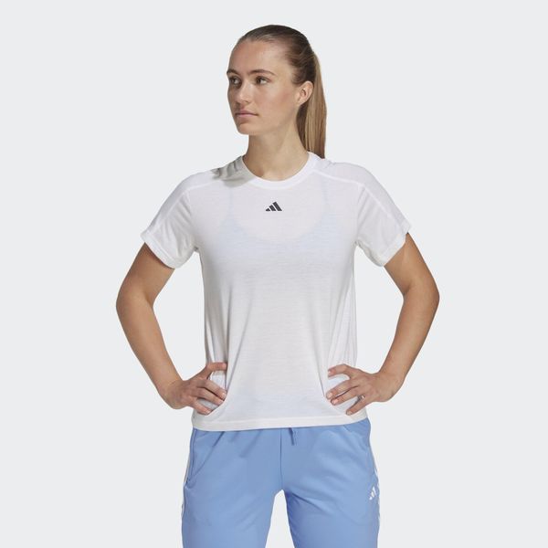 Koszulka treningowa damska adidas AEROREADY Essentials. Białe koszulki sportowe damskie Adidas, bez wzorów, z materiału, na fitness i siłownię. Za 127.65 zł.