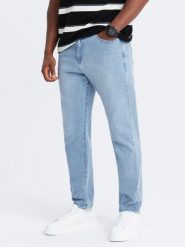 Męskie spodnie jeansowe CARROT FIT z delikatnymi przetarciami jasnoniebieskie V2 OM-PADP-0162 XL. Niebieskie spodnie sportowe męskie Ombre, m, bez wzorów, z jeansu. Za 302.57 zł.
