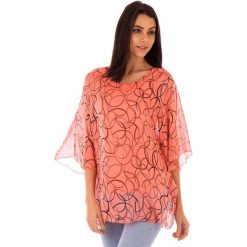 Koszulka w kolorze koralowym. T-shirty damskie 100% Soie, klasyczne, z okrągłym kołnierzem. W wyprzedaży za 130.95 zł.