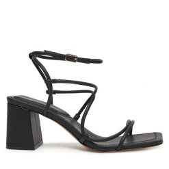 Sandały Aldo. Czarne sandały damskie Aldo, bez wzorów, bez obcasa, na słupku, bez zapięcia. Za 279.99 zł.