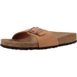Klapki damskie Birkenstock Madrid. Brązowe klapki damskie Birkenstock, bez wzorów, z materiału, sportowe, bez obcasa. Za 383.00 zł.