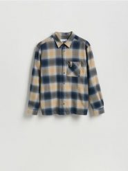 Koszula comfort fit w kratę - wielobarwny. Koszule męskie Reserved, l, bez wzorów, z tkaniny, bez kołnierzyka, bez ramiączek. Za 139.99 zł.