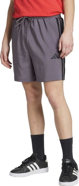 Spodenki męskie adidas Essentials 3-Stripes Chelsea szare JW1902 L. Szare krótkie spodenki sportowe męskie Adidas, l, bez wzorów. Za 128.99 zł.