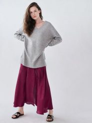 Spódnica midi z fakturą - bordowy. Czerwone spódnice damskie Sinsay, l, bez wzorów, midi, asymetryczne. W wyprzedaży za 5.39 zł.