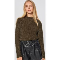 Sweter z drobnym splotem - Khaki. Brązowe swetry damskie Cropp, ze splotem. Za 69.99 zł.