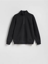 Gładka bluza ze stójką - czarny. Czarne bluzy męskie Reserved, l, bez wzorów, z bawełny, bez kaptura. Za 129.99 zł.