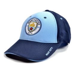 Czapka Manchester City - navy sky - licencjonowana. Niebieskie czapki i kapelusze męskie MANCHESTER CITY, bez wzorów, sportowe. Za 97.00 zł.