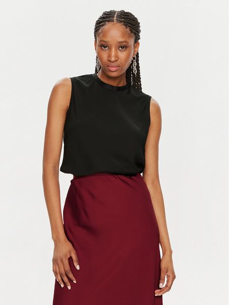 Calvin Klein Bluzka K20K207289 Czarny Regular Fit. Czarne bluzki damskie Calvin Klein, bez wzorów, z syntetyku, bez kołnierzyka, bez ramiączek. Za 249.99 zł.