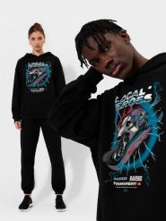 4F Bluza overisze uniseks z nadrukiem 4F x Local Heroes L. Czarne bluzy damskie 4f, l, bez wzorów, z kapturem. W wyprzedaży za 149.99 zł.