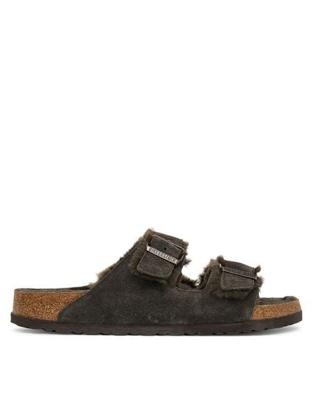 Birkenstock Klapki Arizona Shearling 1020566 Brązowy. Brązowe klapki męskie Birkenstock, ze skóry. Za 749.99 zł.