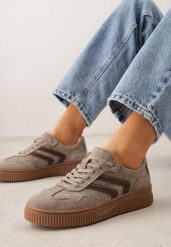 Beżowe Sneakersy Retro Tenisówki z Naturalnego Zamszu ze Skórzaną Wkładką Beralene. Brązowe obuwie sportowe damskie Renee, bez wzorów, z koronki, eleganckie, bez zapięcia. Za 189.99 zł.