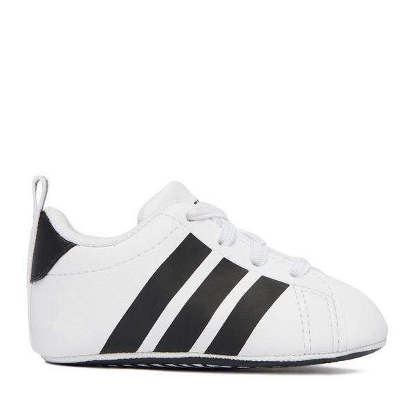 Niechodki adidas. Białe trampki i tenisówki chłopięce Adidas, bez wzorów, bez zapięcia. Za 109.99 zł.