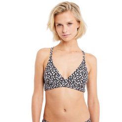 Damski trójkątny top do kostiumu kąpielowego Protest Mixsupera 23. Czerwone topy damskie Protest, m, bez wzorów, bez kołnierzyka, bez ramiączek. Za 217.50 zł.