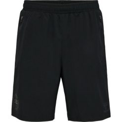 Szorty Hummel DBU 2022/23. Czarne krótkie spodenki sportowe męskie Hummel, bez wzorów, do piłki nożnej. Za 255.50 zł.