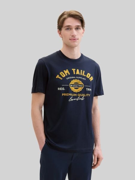 Męska Koszulka Tom Tailor Logo Tee Dark Blue 1037735 10302. Niebieskie t-shirty męskie Tom Tailor, l, bez wzorów, bez kołnierzyka. Za 59.99 zł.