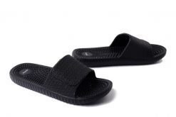 AXIM 8KL25364C black, klapki basenowe męskie. Czarne klapki męskie Axim. Za 24.49 zł.