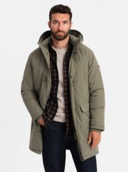 Klasyczna męska długa kurtka typu parka – oliwkowa V3 OM-JALJ-0166 - XXL. Zielone kurtki męskie Ombre Clothing, l, z aplikacjami, z gumy, klasyczne, z kapturem. W wyprzedaży za 179.99 zł.