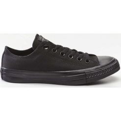 Converse czarne M5039. Czarne trampki i tenisówki damskie Converse, bez wzorów, retro, bez zapięcia. W wyprzedaży za 269.00 zł.