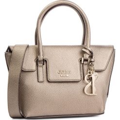 Torebka GUESS - HWSG71 72050 PEWTER. Żółte torebki do ręki damskie Guess, z aplikacjami, ze skóry ekologicznej. Za 559.00 zł.