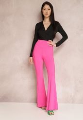 Czarne Body Omphano. Czarne bluzki damskie Renee, l, bez wzorów, z dzianiny, bez kołnierzyka, bez ramiączek. Za 74.99 zł.