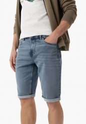 Niebieskie szorty jeansowe E-MEXT. Niebieskie szorty męskie Volcano, m, bez wzorów, z jeansu, klasyczne. Za 159.99 zł.