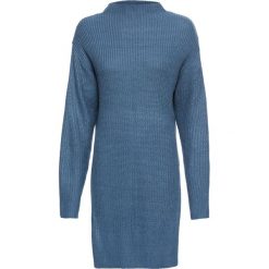 Długi sweter ze stójką bonprix niebieski dżins. Niebieskie swetry damskie bonprix, bez wzorów, bez kołnierzyka, bez ramiączek, długie, bez kaptura. Za 109.99 zł.