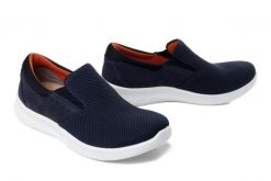 Comfortabel 630233-05 granatowy, półbuty męskie. Niebieskie półbuty na co dzień męskie Comfortabel, ze skóry, bez zapięcia. Za 429.90 zł.