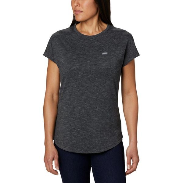 Koszulka turystyczna damska Columbia z krótkim rękawem Cades Cape Tee. Czarne t-shirty damskie Columbia, s, bez wzorów, z bawełny, bez kołnierzyka. W wyprzedaży za 134.00 zł.