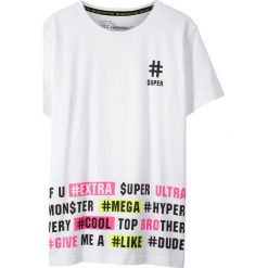 T-shirt bonprix biały z nadrukiem. Koszule dla chłopców marki bonprix. Za 21.99 zł.