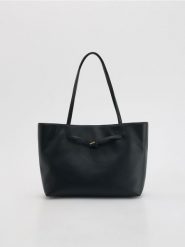 Torebka shopper - czarny. Czarne torebki shopper damskie Reserved, bez wzorów, ze skóry, bez dodatków. Za 159.99 zł.