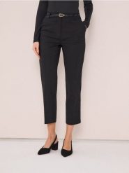 Spodnie chino z paskiem - czarny. Czarne spodnie materiałowe damskie Sinsay, l, bez wzorów. Za 59.99 zł.