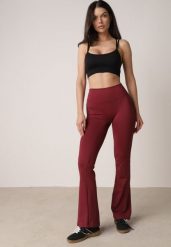 Bordowe Legginsy Typu Dzwony z Wysokim Stanem Orralise. Czerwone legginsy damskie Born2be, m, bez wzorów, z jeansu. Za 74.99 zł.