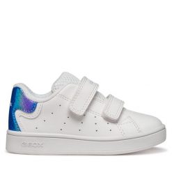 Sneakersy Geox. Białe trampki i tenisówki chłopięce Geox, bez wzorów, bez zapięcia. Za 179.99 zł.