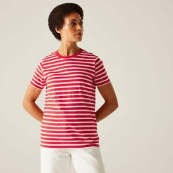 Koszulka turystyczna damska Bayletta. Czerwone koszulki sportowe damskie Regatta, bez wzorów, z jersey, bez kołnierzyka, bez ramiączek, trekkingowe. Za 138.00 zł.