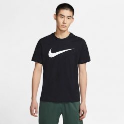 Koszulka sportowa męska Nike Icon Swoosh. Czarne koszulki sportowe męskie Nike, m, bez wzorów, z bawełny, bez kołnierzyka, bez ramiączek, na fitness i siłownię. Za 176.00 zł.