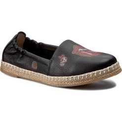 Espadryle NEŚCIOR - 098-E Czarny R. Czarne espadryle damskie Neścior, bez wzorów, ze skóry, bez obcasa, na płaskiej podeszwie, bez zapięcia. W wyprzedaży za 159.00 zł.