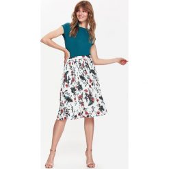 BLUZKA Z KRÓTKIM RĘKAWEM. T-shirty damskie TOP SECRET. W wyprzedaży za 9.99 zł.