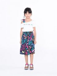 Marc Jacobs Bluzka W15661 S Biały Regular Fit. Białe bluzki dla dziewczynek Marc Jacobs, bez wzorów, z bawełny, bez ramiączek. Za 319.99 zł.