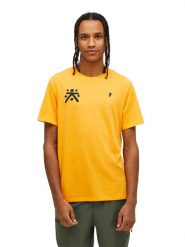 Koszulka Peak Performance męska Explore Graphic Tee pomarańczowa - L. Brązowe koszulki sportowe męskie Peak Performance, l, bez wzorów, z bawełny, bez kołnierzyka, bez ramiączek, trekkingowe. Za 179.00 zł.