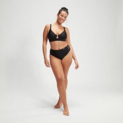 Góra od kostiumu kąpielowego damskiego Speedo Tri Bikini Top. Czarne topy damskie Speedo, m, bez wzorów, bez kołnierzyka, bez ramiączek. Za 319.86 zł.