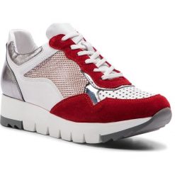 Sneakersy SIMEN - 1553A Czerwony/Biały. Białe półbuty damskie Simen, bez wzorów, z nubiku, bez obcasa, na płaskiej podeszwie, bez zapięcia. W wyprzedaży za 209.00 zł.
