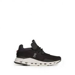 Buty do chodzenia damskie On Cloudnova. Czarne obuwie sportowe damskie On, bez wzorów, z materiału, trekkingowe. Za 429.00 zł.