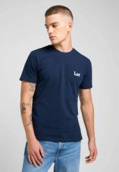 MESKA KOSZULKA LEE SS SMALL LOGO TEE RIVET NAVY 112370502. Niebieskie t-shirty męskie Lee, xxl, bez wzorów, bez kołnierzyka. Za 79.99 zł.