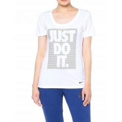 KOSZULKA T-shirt na co dzień NIKE JUST DO IT bawełna. Białe t-shirty damskie Nike, bez wzorów, z bawełny, bez kołnierzyka. Za 69.00 zł.