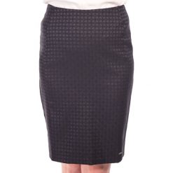 Spódnica czarna ołówkowa w drobną kartę QUIOSQUE. Czarne spódnice damskie QUIOSQUE, z tkaniny, eleganckie. W wyprzedaży za 40.00 zł.