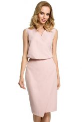 Sukienka elegancka ołówkowa do pracy kopertowy dekolt różowa. Czerwone sukienki damskie Sukienki.shop, do pracy, na lato, s, bez wzorów, biznesowe, bez kołnierzyka, bez ramiączek, kopertowe. Za 129.00 zł.
