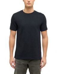 Męski T-Shirt Mustang Style Austin Jet Black 1016872 4188. Czarne bluzki z długim rękawem męskie Mustang, m, bez wzorów, bez kołnierzyka. Za 79.99 zł.